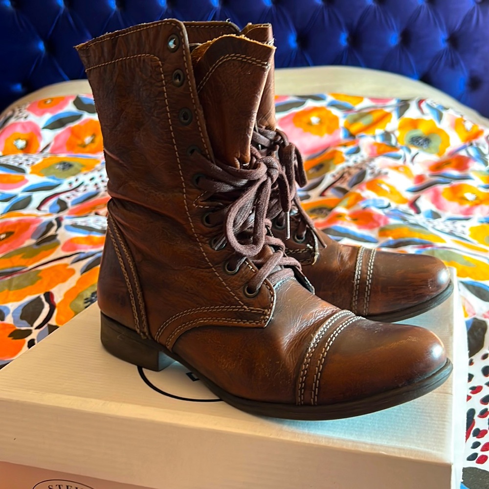 Steve Madden Troopa Combat Boots